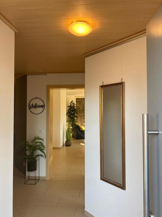 Attraktive Wohnung-Elztalidyll-Zwischen Mosel,Nuerburgring Und Burg Eltz Kollig Eksteriør billede