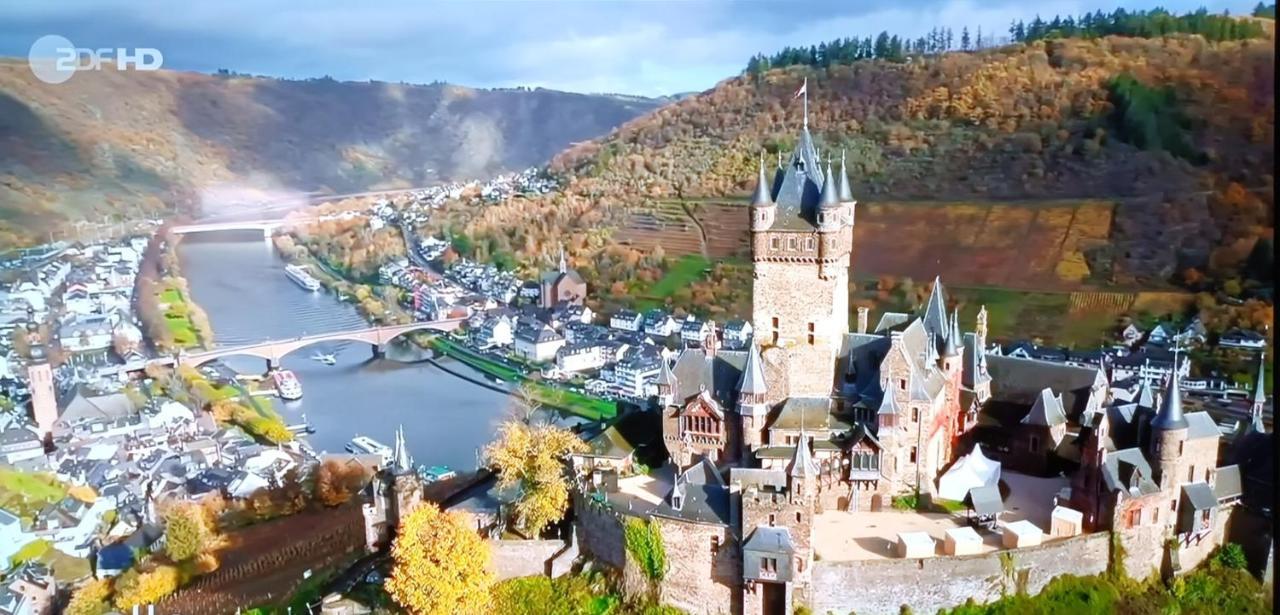 Attraktive Wohnung-Elztalidyll-Zwischen Mosel,Nuerburgring Und Burg Eltz Kollig Eksteriør billede